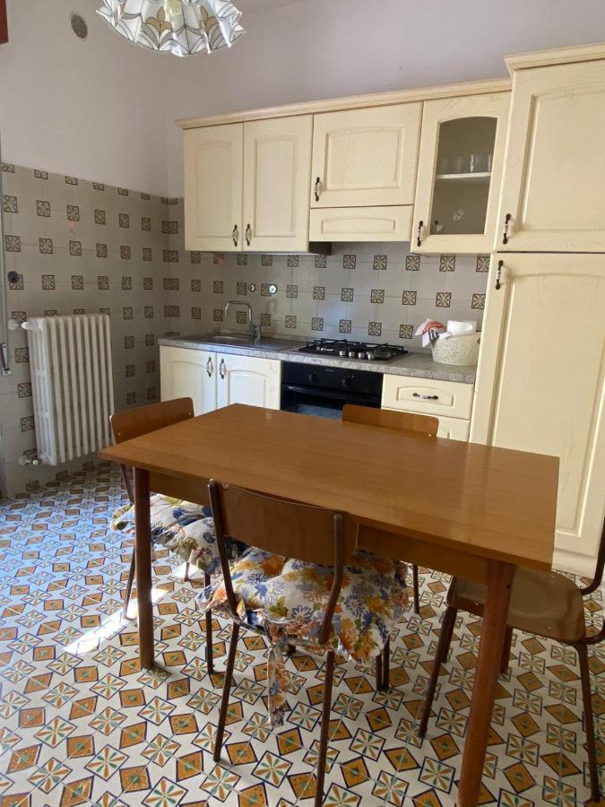 Appartamento Al Centro Storico Di San Marino Esterno foto